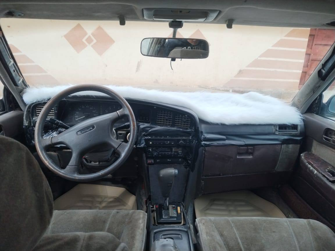 سلام عليكم مارك مصطره مكفوله كصه ونقل رقم ذي قار مكينه وكير نضاف حداديه توني مسويه تخم تاير جديد كهربايات كله شغاله السعر 27 وبيه مجال او مراوس مكاني شطره  للستفسار ***********
