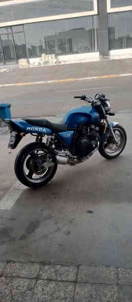 السلام عليكم اخوتي cb 400 للبيع شرط تحريك ومعدل نار اول ثاني ثالث بطناش تعال اصعد بيه اذا ما تشيخ لا تقبل مكاني موصل حي البكر السعر مليون 200 وبي مجال شراي اتصل *********** + واتساب
