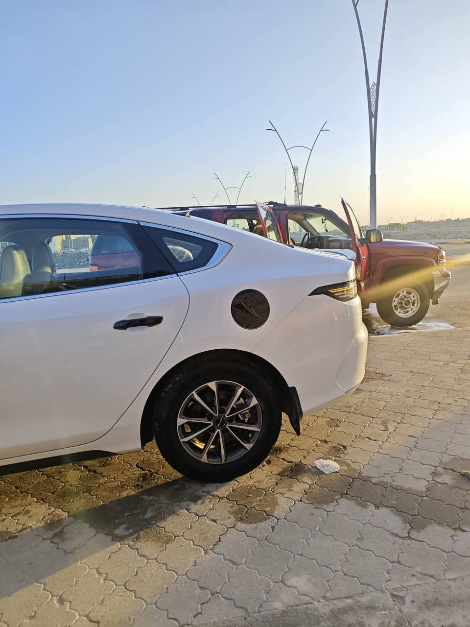 سلام عليكم pyd دستروير 2025
السيارة كلش نضيفة ماشية2000 وقابل لزياده .

السيارة كفاله حتى من الرصعه وصور السونار مرفقات بالمنشور. السياره فقط الدعاميه الاماميه بيه كسر بسيط بالعطر مالتها 

مكان السياره البصره الزبير .

السعر 133 $

 تواصل هاتف وواتساب فقط  ***********
