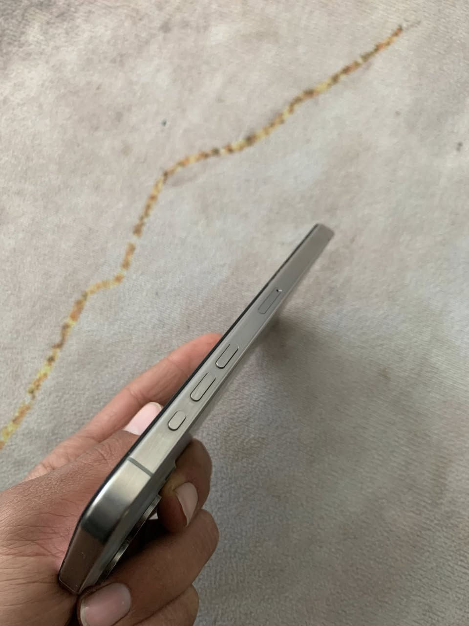 للبیع او مراوس
ايفون 15 برو ماكس 
ذاكرتة ٥١٢ كيكا
دبل سيمكارت بلادي
جيهاز نضيف مبدل بطارية و شاشة بية خط واحد
فيس ايدي كلشي شغال 
لمس شغال كامرات شغال مابية عيب 
سعرة ٨٤٥ مجال 
0751 792 2627
0771 223 4202
و كيبل و بطارية بلادي موجود
