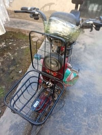 دراجة شحن للبيع بيها عطل السعر 50 وبيها مجال وهذا رقمي 07821683375 متو...