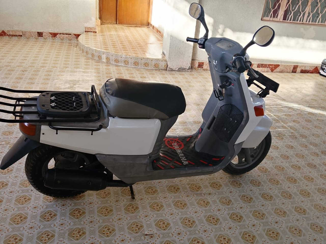 سعر 400 وبيها مجال رقمي الهاتف ***********
