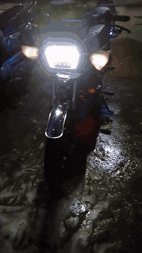 سافان موديل ٢٥ للبيع سعر خاص او 07878924551