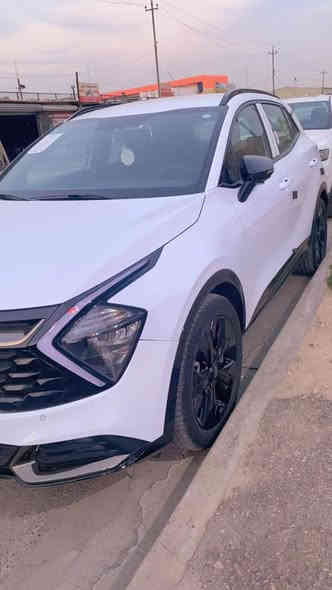 السلام عليكم 
للبيع كيا سبورتج 2025 خليجي رقم بغدادوكالة الدولية مكفولة كفالة عامة بدون صبغ او بارد او فتح او تبديل او شخط او رصعة جدا جديدة ونظيفة وعلى ايدي ماشية ٩ الاف مواصفات السيارة بلاك ادشن 
داخل زيتوني اصلي
كشنات جلد وكهرباء
كاميرا دوار
كاربلاي 
اوتو هولد
ويل حجم ١٩ 
سايد بريك بصمة
تدفئة كشن وستيرن
السيارة فول عدا البانوراما ومواصفات البلاك ادشن معروفة السيارة رقم بغداد بأسمي مكاني بغداد والشراي يتصل ويدلل ‭٠٧٧٢ ٩١٧ ٨٧١٦‬
