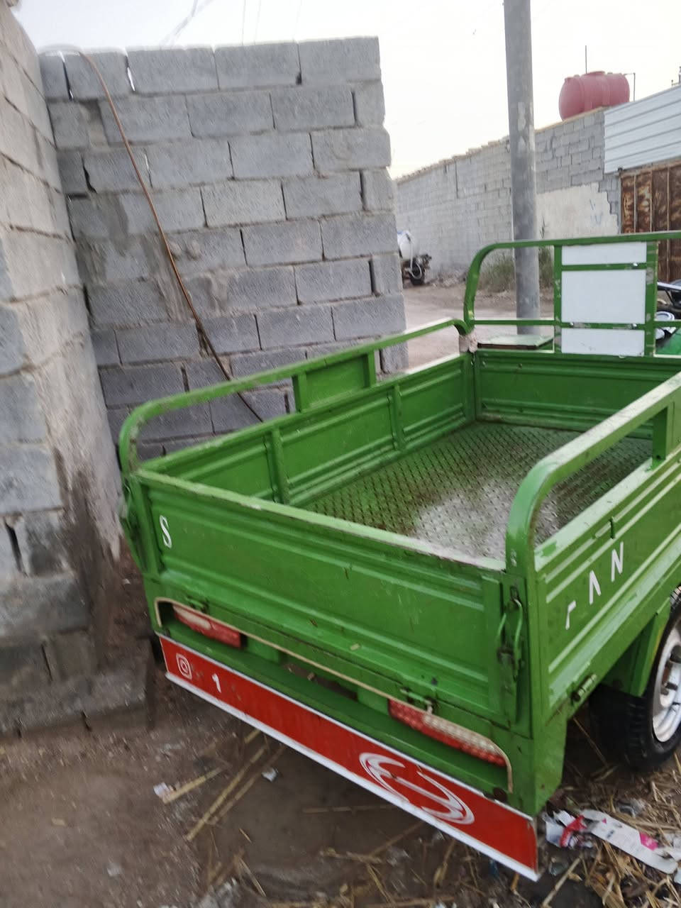 بدي مالت ستوته للبيع المكان كربلاء فريحة ***********
