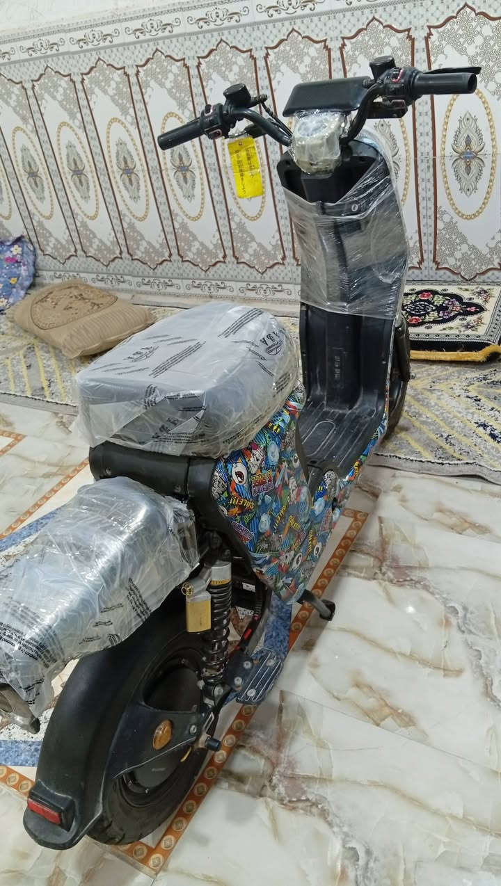 سلام عليكم دراجة ار تسعة البيع دراجة مال بيت جديدة بطاريات نضيفة كفرات نضيفة    مكاني بصرة قبلة اربع تلاف يم طب العدلي. السعر300    ***********
