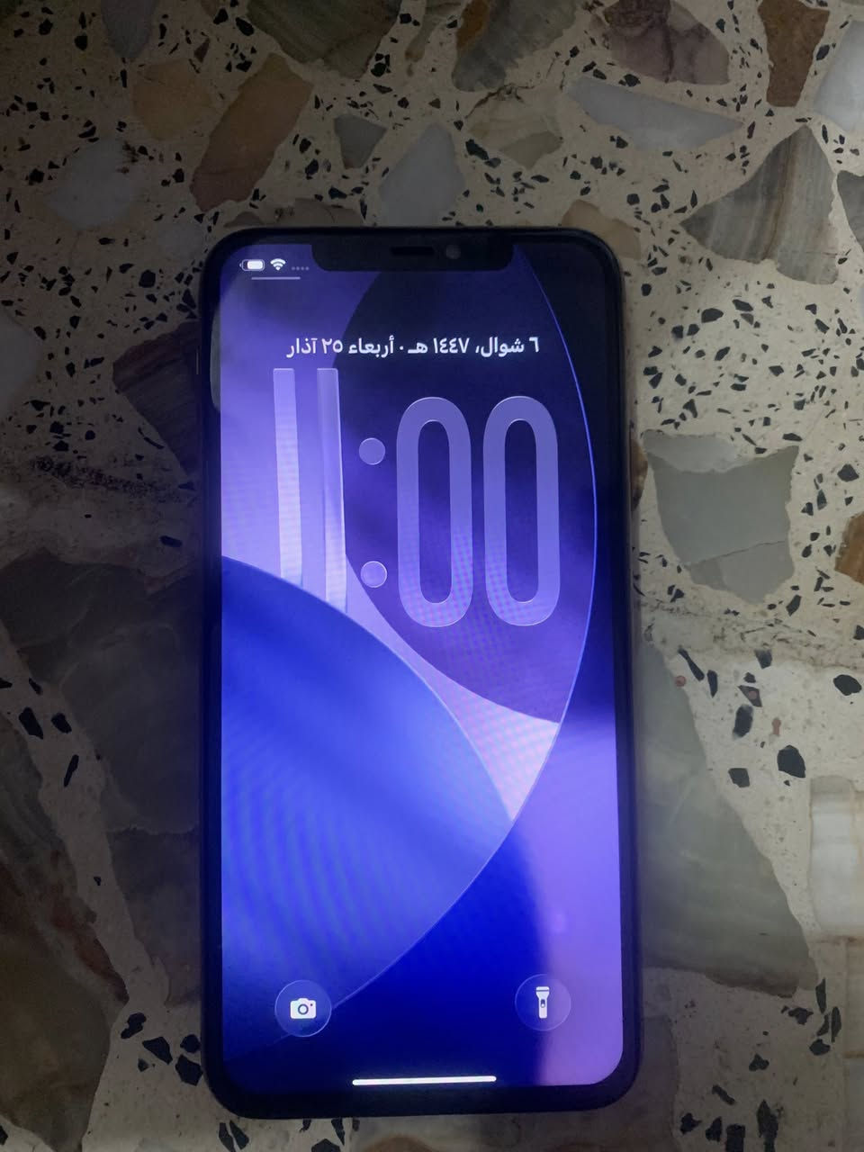 السلام عليكم ايفون ١١برو ماكس شرق اوصط ضاكره ٥١٢.  مبدل شاشه وبطاريه السعر  ٣٥٠ وبي مجال   لتواصل ***********.بابل حله حي الامام
