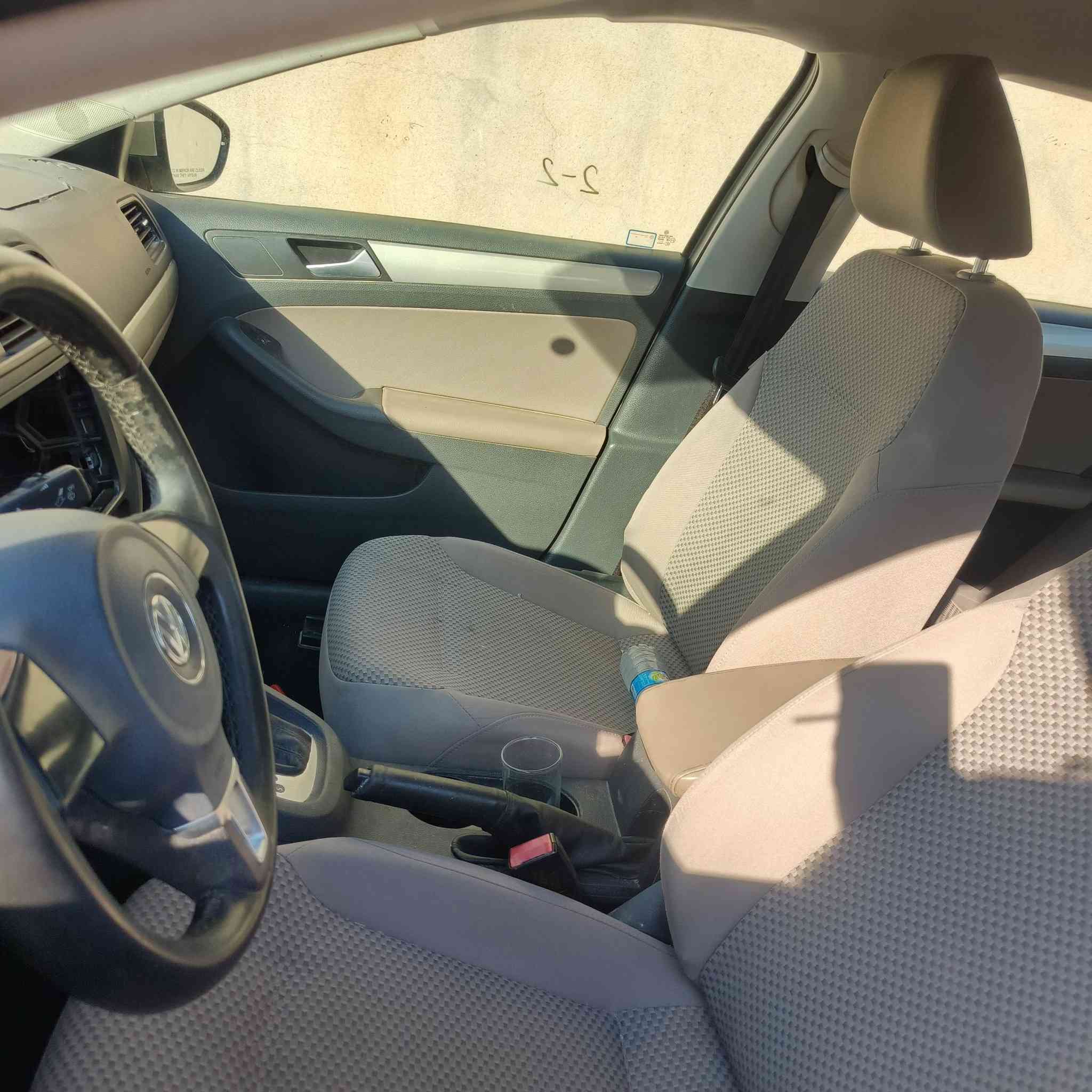 سلام عليكم
جيتا مديل 14مصبوغ عام بيها ضررا بدون دواخل السعر 75بي مجال مكاني موصل كير مكينه شرط تحويل شرط
***********/***********
