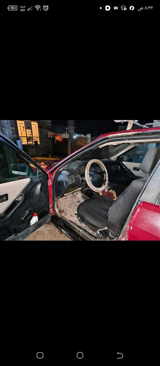 السلام عليكم سيارة أودي رقم ألماني محرك بي بدايه صرف شرط الكير بدلتلها طخم السياره نضيفه داخل خارج كلشي بيها شقال تدفه مسجل كهربهيات  شرط كاربون  اوراقها كامله تريدالتحويل تريد وكاله.
 رايدها 20..للتواصل ***********#
