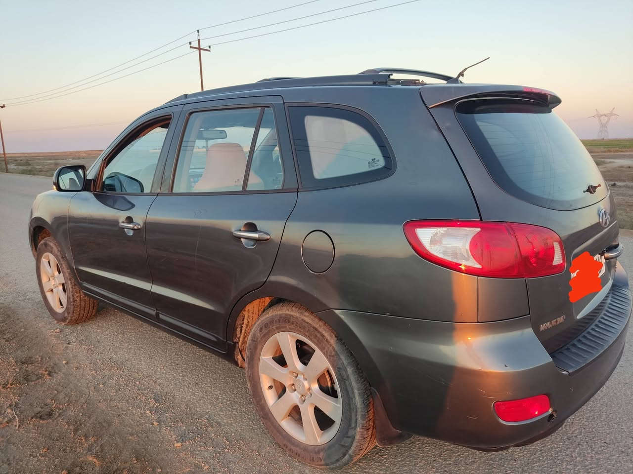 السلام عليكم
من رخصه مدير الكروب 
للبيع سنتافي خليجي 2008 رقم بصره اباسمي تحويل ثاني يوم سياره بدون صبغ بدون ضربه بيها شخوط موضحه وبيها الرباعه الاماميات معمرات على كد جف الايد 
محرك كصه جديد قبل اسبوع امبدله 2700 سبعه راكب اصولي ثلاث قطع تبريد تحكم جهتين فتحه بالسقف فور ويل بس لاغيه صدر امامي جديد السياره حلوه وترايك وين متريد 
رايدها 125 وبيها مجال السيارة بالعماره
***********
