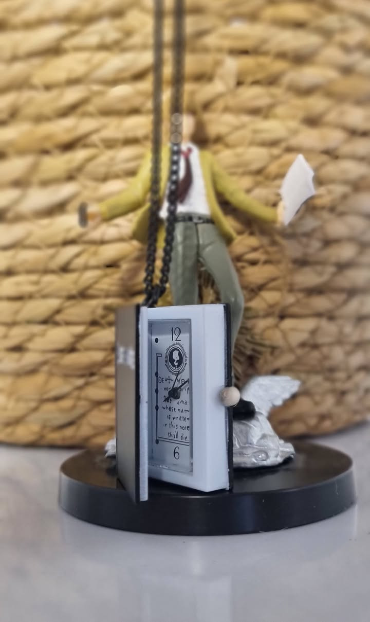 وفرنالك ساعة انمي دث نوت
تصلح ساعة جيب او قلادة
قطعه مميزة
تجي على شكل دفتر دث نوت
سعر القطعة ٨
مع كل طلب هدیه و تغليف مجانا من عدنه
توصيل متوفر لكل العراق
للحجز راسلنا و تدلل 
#اكسبلور #كسبلور_العراق #explorepag  #انمي #مجسمات


**إذا كنت صاحب هذا الإعلان وتريد حذفه لأي سبب، رجاءا أرسل رسالة إلى الدعم الفني**