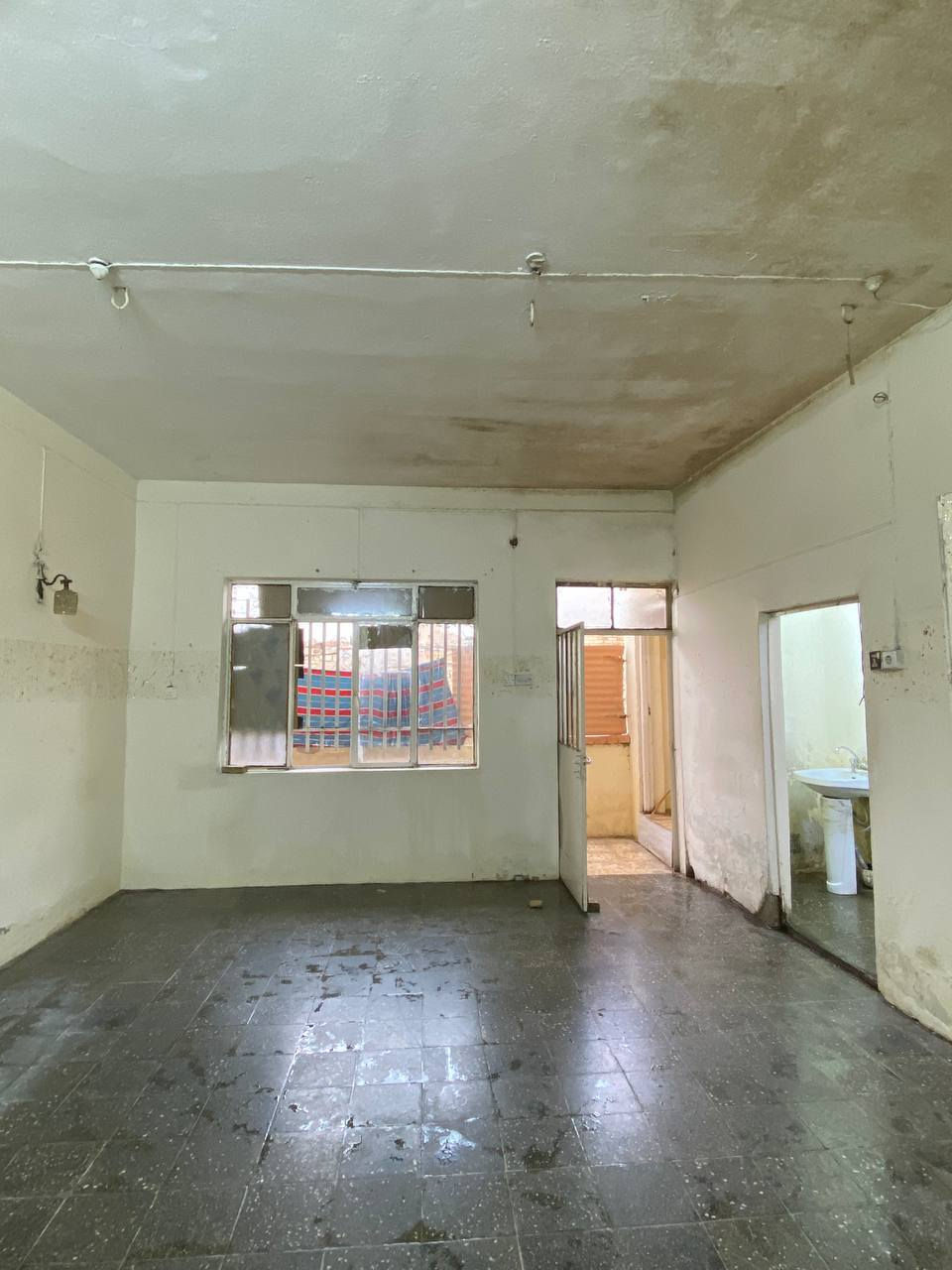 شقة للإيجار في حي كراج الشمال مجاور عمار ابو مصطفى الوكيل ، غرفتين وهول 100م ،
***********
***********
