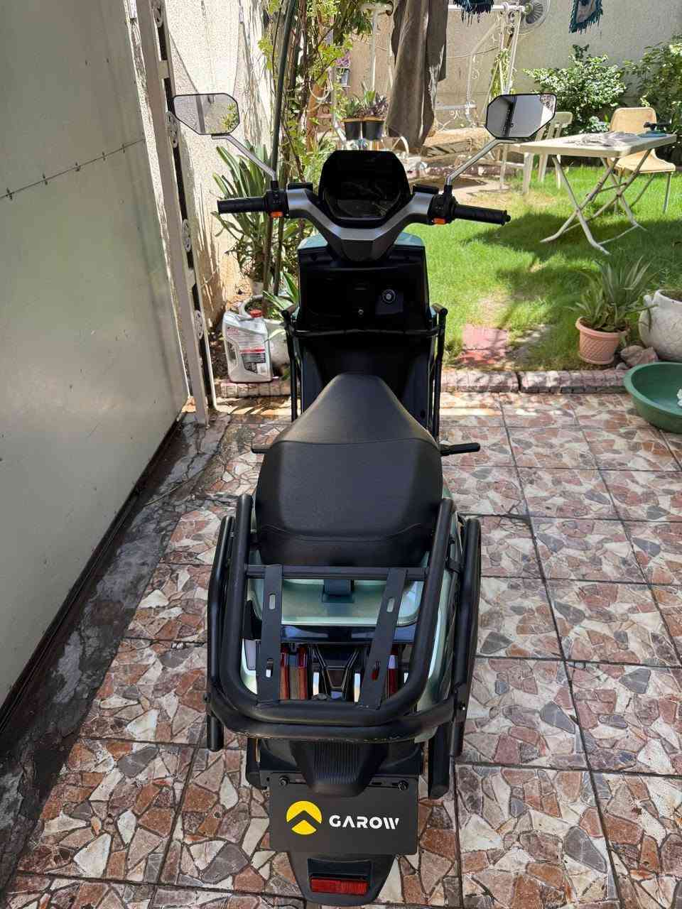 سلام عليكم
للتواصل واتساب ***********
دراجة شحن للبيع مدرعة بالكامل ٣٦٠ درجة 
٦ بطارية كرافين كبار 
ملف 1500 حقيقي
سرعة 80 حقيقي مع الوزن
اي شخط مابيهة الدراجة على كد الدوام وصل الضمان بعدة موجود بيهة بسعر مليون وبيهة مجال 
العنوان بغداد منطقة حي العدل
سعرهة السابق بالشركة مليون و200
