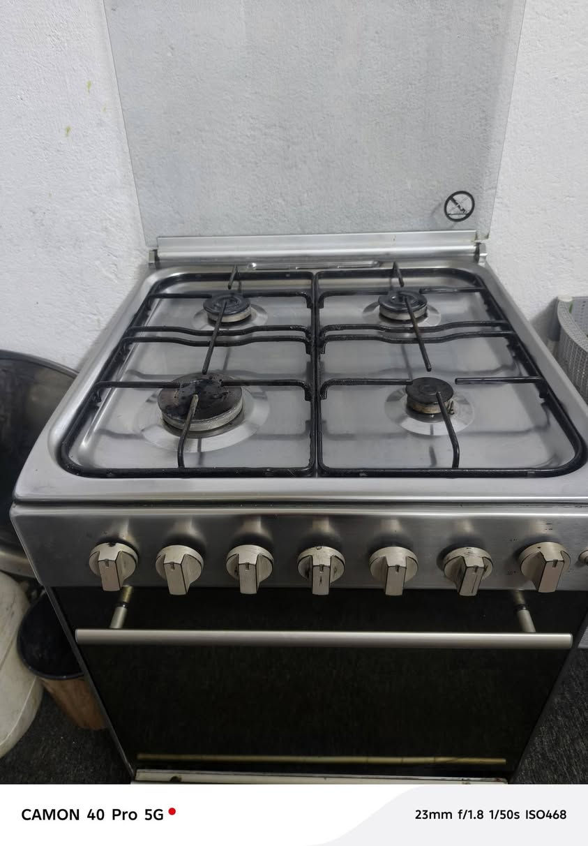 طباخ اخو الجديد باله مو من هذن الالسوكاوي سعر 150. مكان بصره قبله. ***********
