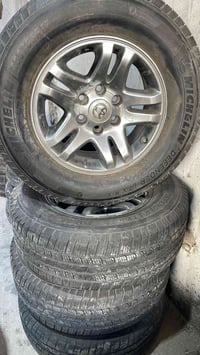 ويل حجم 17 وبيه تخم تاير مشلن لوك مكاني بغداد  07763914145