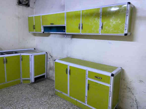 عليكم كاونتر تزكام نضيف جدا للبيع سنك2متر الملحق 3متر السطح متره ونص  و2زوايا سعره 350وبي مجال للاستفسار ***********
