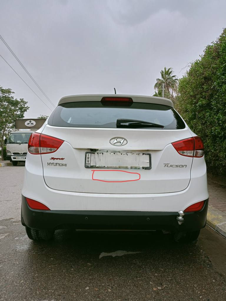 تۆکسۆن مۆدێل ٢٠١٢ لۆک لۆک بورغی بانەدراوە وەک شەریکە ماوەتەوە.
گێڕ و مەکینە بەشەرت 
پۆستاڵ
پەردە
ڤۆلیۆم
ناو کرێمی 
چوار تایەی لۆک.
بلوتوس 
رەقەم و سەنەوی تازە
بەناوی خۆمەوەیە 
ماوەی ڕۆیشتنی ١٤٠ 
بێ سبوغ بێ لێدراو تەنها سندوقی چوار پەنجە بەخی هەیە. 
بۆ پەیوەندیکردن.. ***********

تکایە مشتەری نیت تێڵ مەکە... كيفري, ديالى
