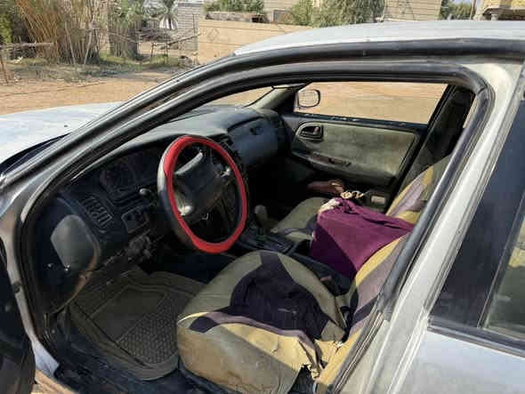 كرسته موديل 96 بيها ضربه بتكمه جهه السايق كير ومكينه ونجي مكفول حداده جديده رقم بصره سنويه بعدهي ما منتهيه المكان البصره القرنه السعر 45 وبيها مجال للئستفسار اتصل ***********
