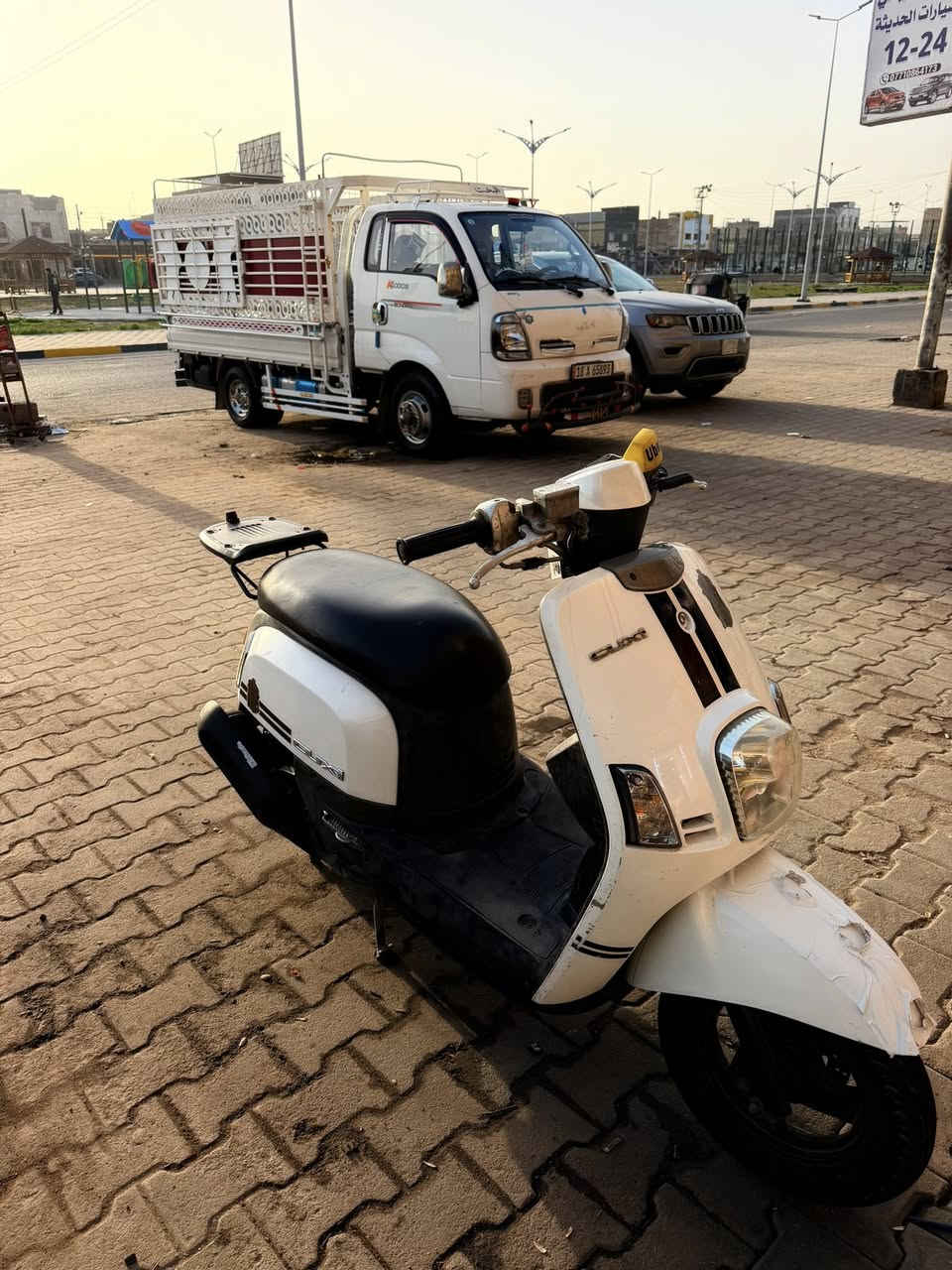 بوليسي للبيع كابريته بلادي ختم واحد كلهه وي المكينه بس كابريته تجاري باقي بلاد سعر مليون مكاني حيانيه اول لاين  ***********
