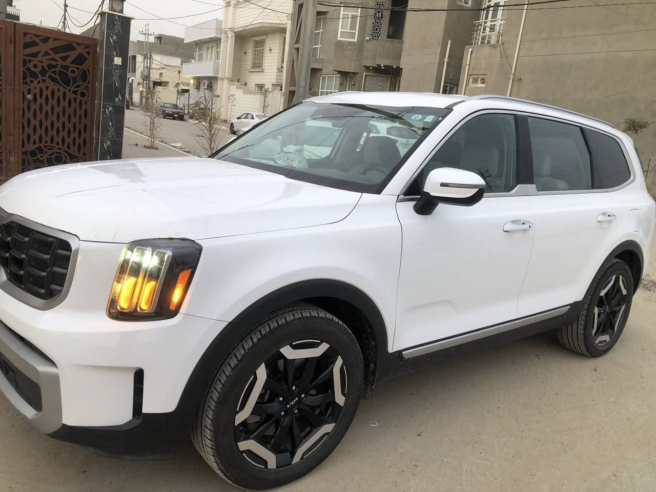 تيولورايد موديل 2024 فئة S ماشية 52000 كيلومتر ضررها بص الباب الخلفي ( الجنطه) بدون ايرباك السيارة كلش كلش جديده اني مستوردها رقم بغداد باسمي 
مواصفاته 
كشن جلد منفصل vip 
دواخل بيجي 
حساس خلفي 
رادار امامي خلي جانبي
شاحن لاسلكي -+ منافذ سلكي بالكشن 
تبريد 3 قطع 
بصمة تشغيل —+ ابواب + انارة ترحيب
مانع انزلاق ومنحدرات
تحكمات ستيرن فول
اوتو هولد 
هند بريك كهرباء 
اشارة بالمراية
السعر 300 وبيها شي بسيط حق عملة


**إذا كنت صاحب هذا الإعلان وتريد حذفه لأي سبب، رجاءا أرسل رسالة إلى الدعم الفني**