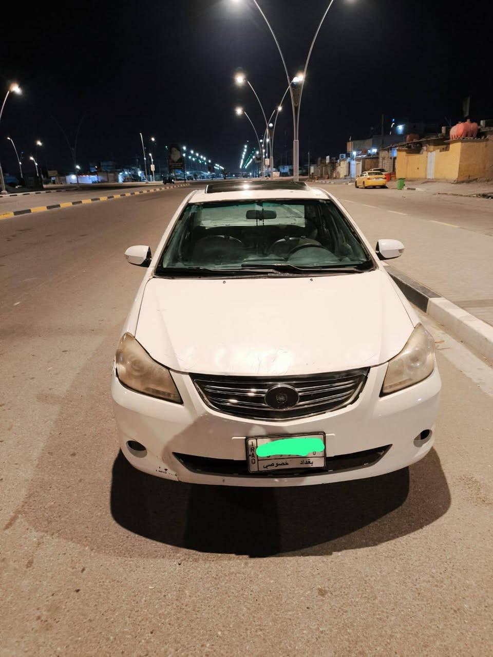يالله سلام عليكم شباب عندي سياره بيوايدي مديل 2013 مكينه وكير كورله اوتماتيك سياره حلوه وجاهزه عوزه شوي ترتيب قليل بيه ضربه باب سايق والباقي كله مكفول حداديه كله جديده ما بيه نقص برغي تخم تاير جديد كهربيات كله شغاله ما اندل راعيه رقم بغداد سنويه عضم عاج اصليه ابيعلك كوم حديد اسوي وياك مكاتبه فقط سرقه وعشار فقط مكاني بصره السعر 18 وبي مجال رقمي ***********
