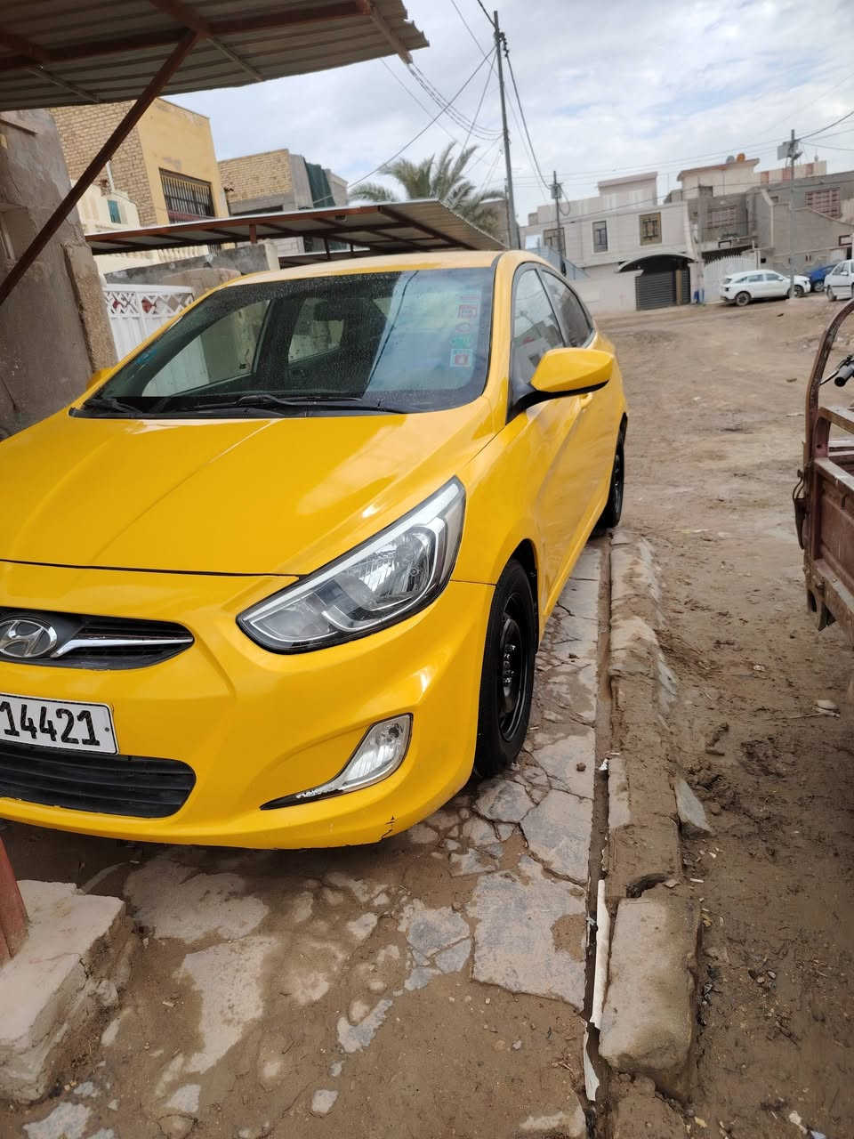 اكسنت 2013للبيع امريكي
مكينه 1600
بيها جوملغ خلفي بدون داخل مواصله الحوض
مكينه كير تبريد خير من الله السياره صبغه جديده تخم تاير
دواخل نضيفه كلش
مكاني ديوانيه
***********
