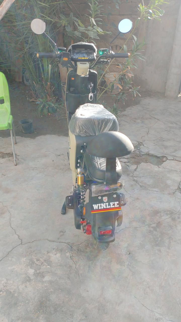 سلام وعليكم درجه شحن مديل 2026
بطاريات اعلى فئه 32 السعر 530

مكاني بصره القبله سعر الدراجه 530 وبيها مجال


**إذا كنت صاحب هذا الإعلان وتريد حذفه لأي سبب، رجاءا أرسل رسالة إلى الدعم الفني**