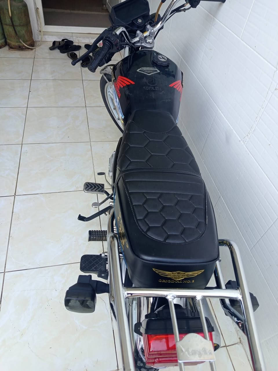 ماطور سافين 2023دولايب جدد كهربا 24محرك كبس 

سعر 550الف بي مجال بسيط.      ***********
