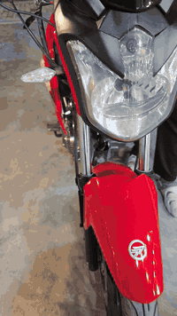 سلام عليكم دراجه ار كي للبيع مديل ٢٠٢٤ رقم وسنويه اربيل  بسمي دراجه خير من الله على وضع شركه محرك ٢٠٠ مكفوله السعر ٢ونص  العنوان بغداد الغزاليه رقم الهاتف ***********
