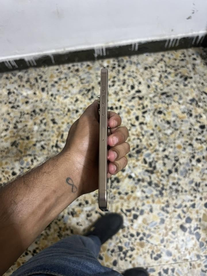 16بر ماكس 
ذاكره 265
ذاكره 256
شرق اوسط 
فقط ضهر مكسور 
مكاني بغداد الزعفرانيه 
سعره مليون او 75قفل


**إذا كنت صاحب هذا الإعلان وتريد حذفه لأي سبب، رجاءا أرسل رسالة إلى الدعم الفني**