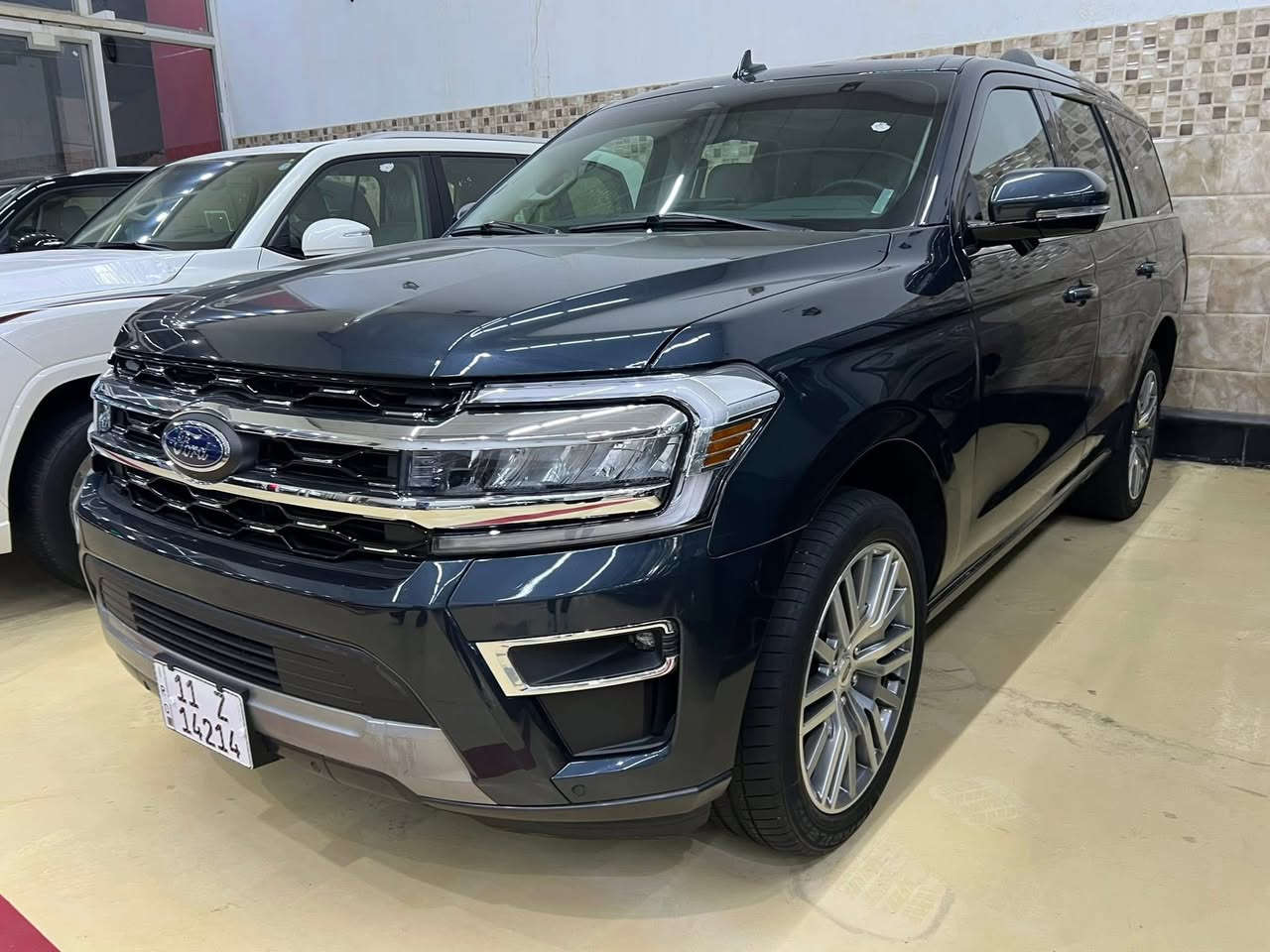 السلام عليكم 🤚🏻
🔸فورد اكسبديشن 2024 

🔵اللون: نيلي او ازرق بي هواي شذرات بالشمس لون والبفيي لون

 (limited) فوووول مواصفات للأخير 🔺

( بانوراما،كامرات 360'، كشنات جلد تدفئة+ تبريد، المقاعد كلهن كهرباء لحد الأخير ، صندوك كهرباء ، دوسات كهرباء، شاشة تيسلا اكبر حجم، كيجات ديجتال، كشافات،ويل 22 بلادي اصلي ، حساسات ورادرات امامي وخلفي وجانبي ، مرايات شفط،خزن ميموري، بصمات ثنين بلاديات،تشغيل عن بعد ….وباقي مواصفات الفورد المعروفه كلش هواي بيها مواصفات)

✔️ماشية: 18 mil على مشيها مال امريكا مماشيه هنا على كد الترقيم 

🔴حادث : صبغ ربع الجاملغ + الداير مال باب خلفي يسار (صدر السيارة + دوسه كلهن راجعات بحالة الوكالة) ايرباك فقط بردة وشرط مرجع اصلي مو مقاومات وتلزيك 😉 

☑️السعر : 45,000$ مرقم بأسمي  ( بيها مجال للشراي) 

📍عنوان السيارة : بغداد

مرقم بغداد بأسمي 

📞استفسار اكثر اتصل وتدلل : ***********
