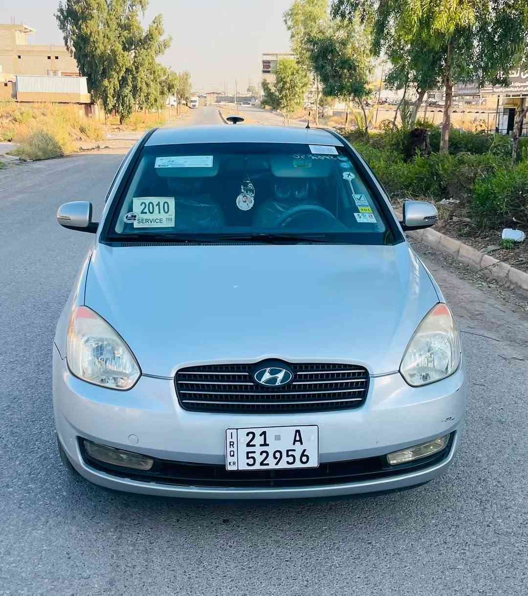السلام عليكم
اكسنت موديل 2010 cvvt محرك 16 اصلي 
بلا صبغ بيها بجاملغ الوره ماشر بل صوره 
تبريد ثلج جامات كهرب تحكمات ستيرن سياره 
ماناقصها كلشي طخم تاير جديد باتري جديد 
السعر 90 رقم الموبايل ***********
