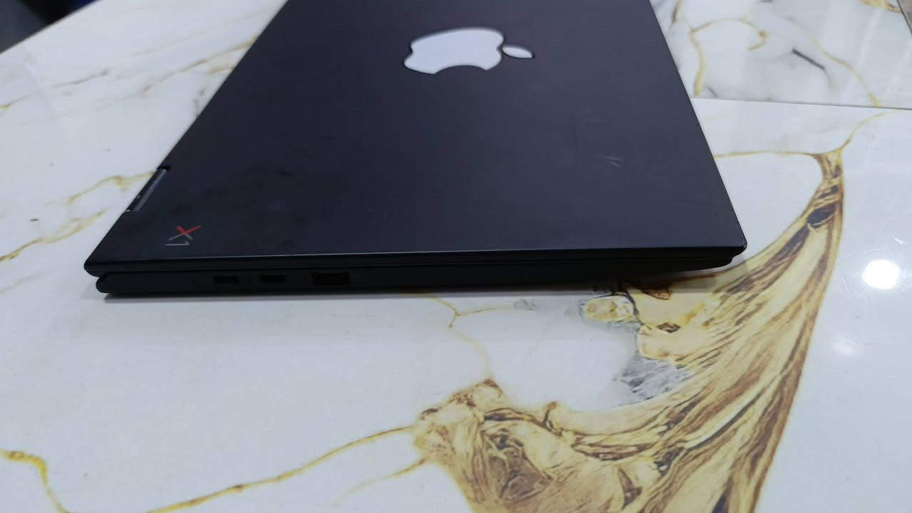 لابتوب من شركة لينوفو مستخدم بنظافة عالية جداً جداً جداً
السعر 350 ألف و(بيها مجال )

LENOVO X1 yoga carbon

⬜ معالج Intel Core i5 الجيل الثامن

⬜ الشاشة 14 بوصة FHD لمس وقلاب 360°

⬜ الرام 8 كيكا

⬜ هاردسك SSD 256 كيكا

⬜ كارت الشاشة الداخلي 4 كيكا انتل

⬜ كيبورد عربي انكليزي

⬜ البطارية توفر شحن لأكثر من 4 ساعات

شاشة لمس + قلم


**إذا كنت صاحب هذا الإعلان وتريد حذفه لأي سبب، رجاءا أرسل رسالة إلى الدعم الفني**