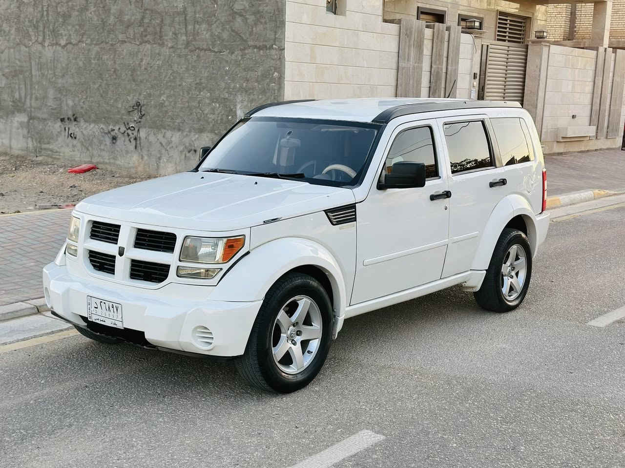 دوج نترو 2008 السعر 67 
للاستفسار ***********
مكفوله من الضربه بيه قطع صبغ فقط مكينه 6 سلندر كفاله من كلشي تبريد ثلج تخم تاير جديد حداديه جديده كهربائيات كله شغاله مكان كربلاء
