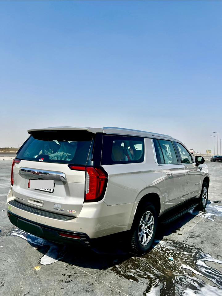 جمسي GMC يوكن موديل 2022 خليجيه وكاله المنصور طبله 
اللون شمباني كما موضح بالصور 
ثلاجه 
باب كهرباء 
رادارات 
تحذير اصطدام 
ارضيه نايلون 
سفريات 
دوشمه كشنات 
تخم تاير مشلن جديد 
السياره جاهزه للاخير 
ماشيه 300 وكسور 
كير مكينه حداده اكسل  
السياره مغلفه نانو جانت وقبل فتره شلته 
السعر470 مجالها بصيط كلش 
السياره ما بيها خط ولا مسجله ومكانها بصره  
اي استفسار ***********
