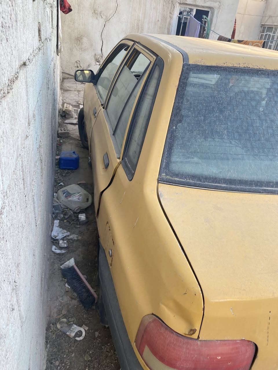 السلام عليكم سايبة ٢٠٠٩ عطلانة بدلنة طابوكة وبعد ما اشتغلت ادير وما تشتغل السنوية ضايعة بية وكالة عامة واوراق كاملة راعية بل غزالية موجود السعر ١٠ وبية مجال العنوان الشعلة ***********
