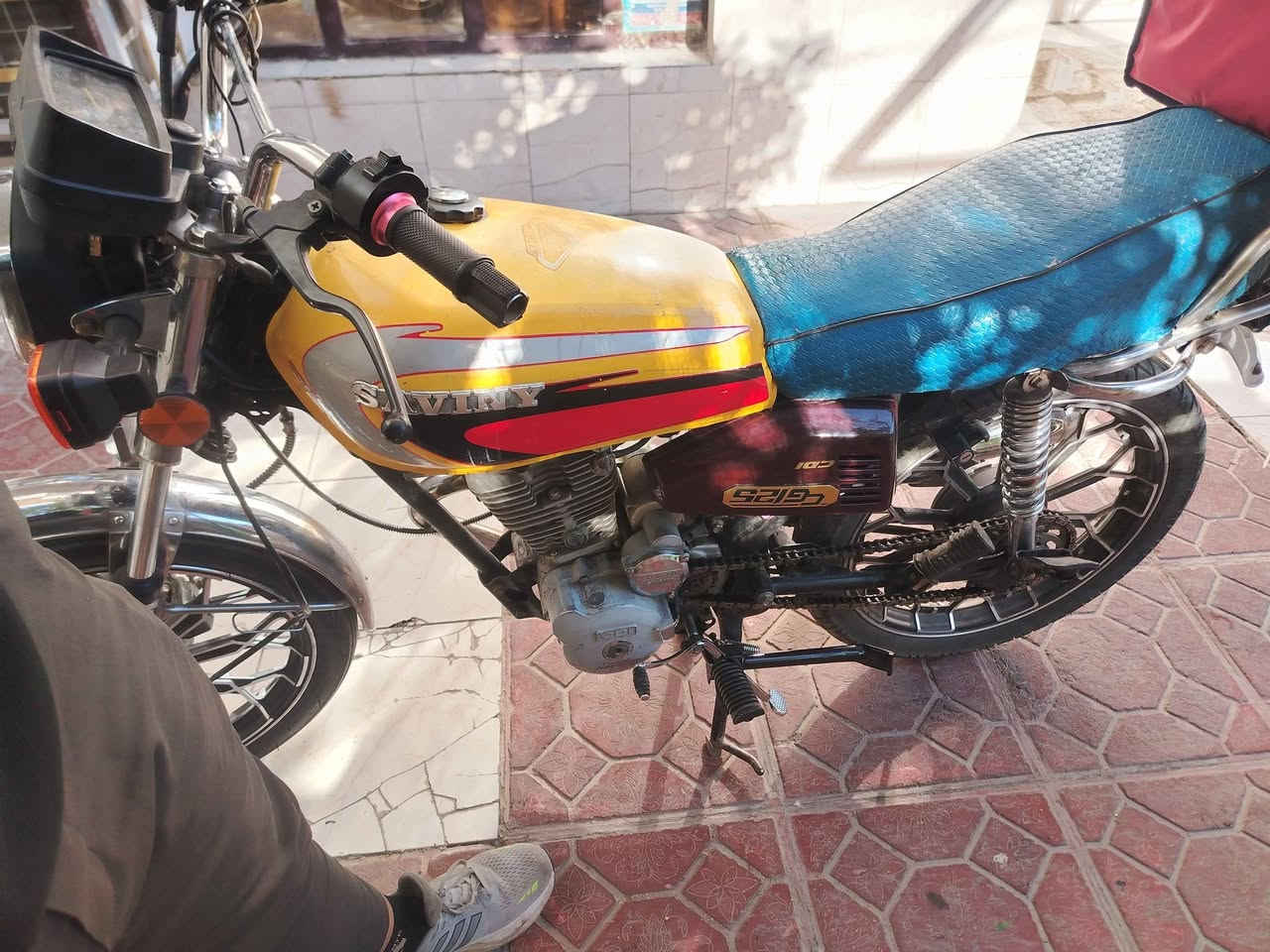 ‎إيراني ٥ كير للبيع دراجة كاملة بوجهك لشارع أوراق موجودة
*********** عنواني الغزالية‎ Colombo, Sri Lanka
