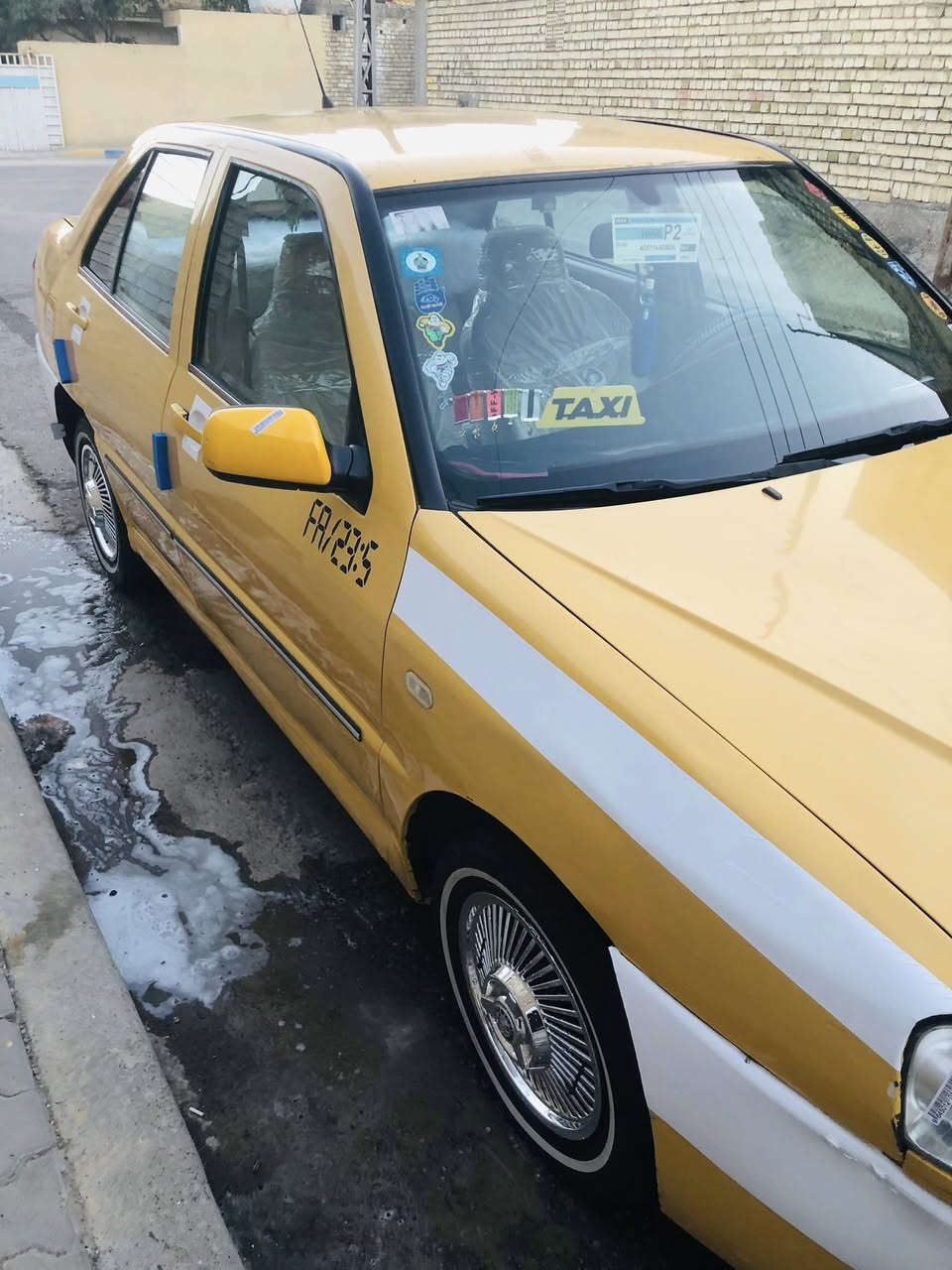 سلام عليكم شيرين كوين موديل 2011 محرك وكير كفاله تبريد مناقصها اي شي مصفرة من كلشي العنوان بغداد حي النصر الاستفسار الاتصال *********** السعر 28 وبيها مجال
