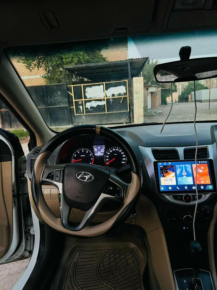 السلام عليكم اكسنت للبيع موديل 2011 خليجي محرك 1600 رقم ديالى مشروع وطني مكان السيارة بغداد السعر 82ورقة وبيها مجال 
***********
