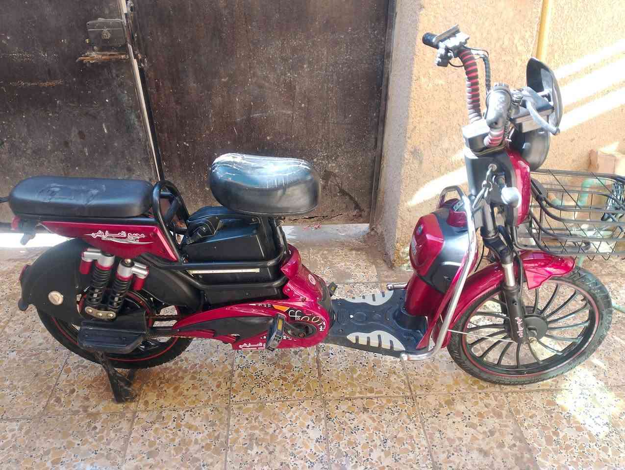 بايسكل شحن جديد للبيع سعر 300قفل كربلاء الحر ***********
