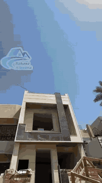 للبيع دار مؤثث بل كامل بناء درجه اولى 
مساحه ٩٧ م واجه ٥ م 
يحتوي على ٣ غرف نوم وصاله ومطبخ وحمام 
منطقه اليرموك حي النفط خلف جامع ام طبول 
السعر ٤٥ شده قابل للتفاوض 

***********
