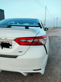 كاميري 18 امريكي محرك 2500 بانزين  سيارة نظيفة وحلوه  بأسمي ارقام بغدا...