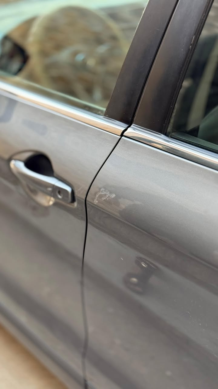 نيسان روج ٢٠١٧ لللبيع او مراوس بسورنتو حديثة ومكفوله
داخله زيرو وحاليا بيها بارد بسيط بباب السائق والخلفها  واضحة بالصور .
ماشية ٧٠ الف كم او ٤٣ الف ميل
بصمه وتشغيل عن بعد
فتحة سقف
اشاير بالمري 
كشنات تدفئة 
ستيرن تدفئة
مانع تزحلق 
كامره خلفية 
٤ سلندر مكينه ٢٠٠٠
مكان السياره كربلاء 
للاستفسار او اتصال او مراسله 
***********
***********
