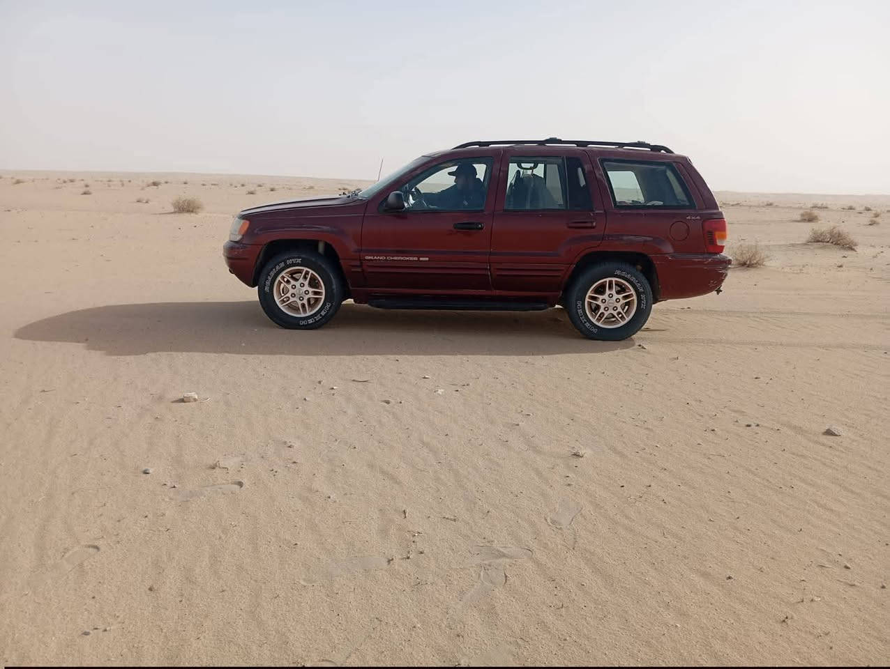 سلام عليكم سياره لبيع جيب شروكي
كفاله عامه رقم بغداد دولالي مصبوغه صبغ عام سعره 55بيه مجال 
***********
