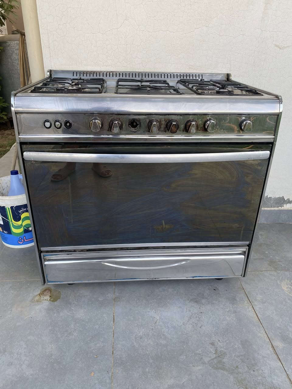 طباخ للبيع 80 الف  بغداد  ***********
