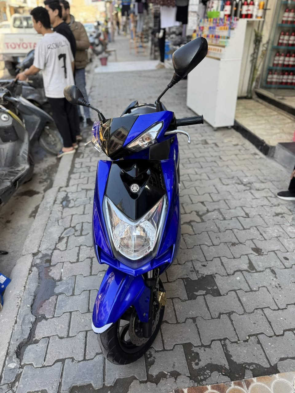 سلام عليكم سكنس شمعه  ياباني قبق نفخ ستان حساس دراجة سويچين  خير من الله مناقصها اي شي شلعه ومعدل خير من الله دراجة نضافتها %90دراجة اكفلها سرقة كفاله عامه مكاني بغداد  سعرها 15$ رقم ***********
