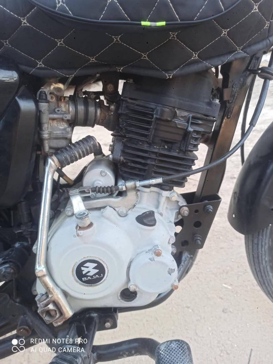 سلام عليكم للبيع بوكسر ٢٠٢٠ اوراق اصولي. السعر 650 وبيها مجال بسيط
***********
