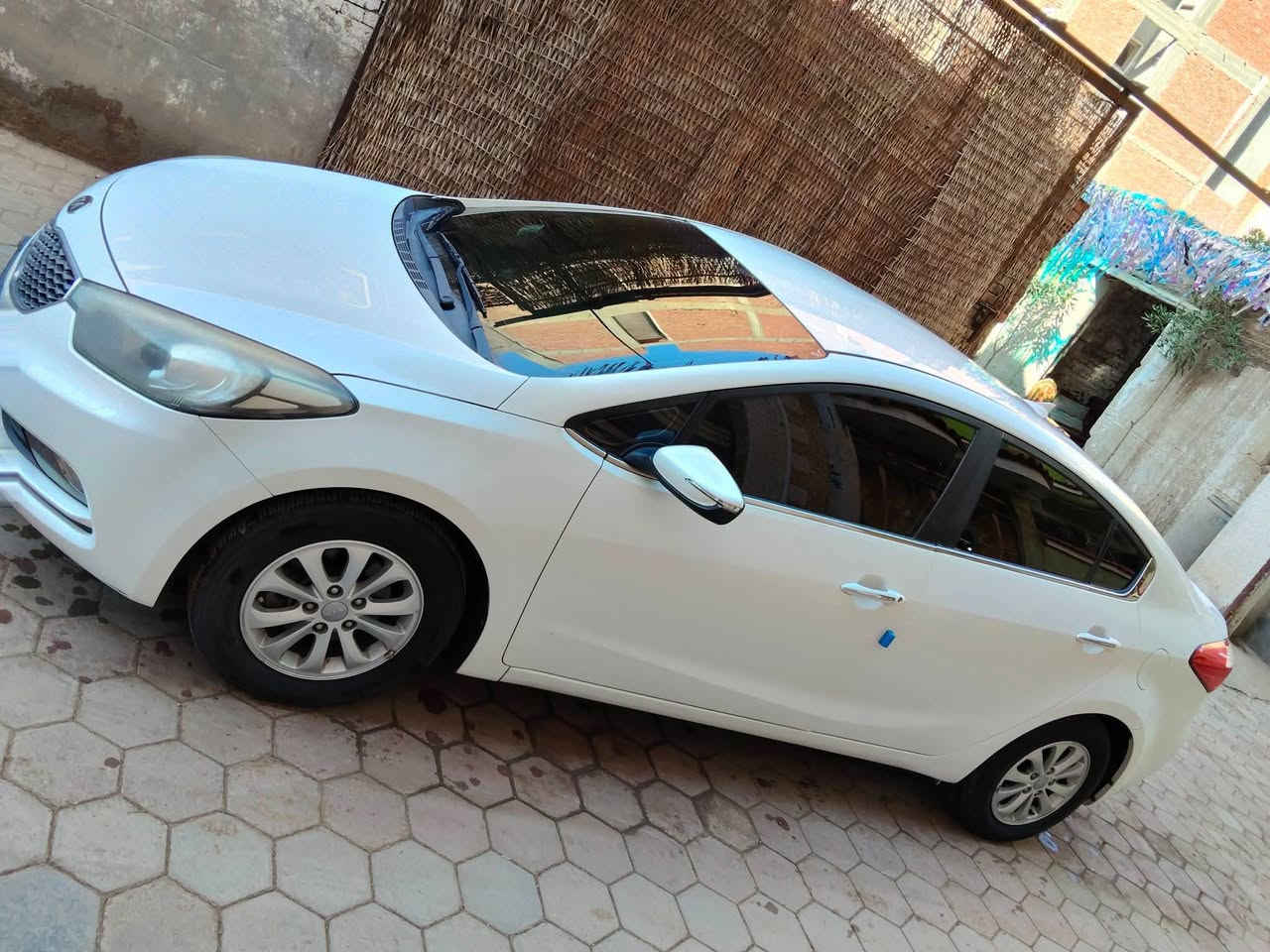 اللهم صل وسلم وبارك على سيدنا محمد
كيا كي سري أوربي
وارد كوريا مالك اول 
موديل ٢٠١٤
كامله كل حاجه عدا البصمه وفتحة السقف
سخانات كراسي 
برا وجوا بالكامل 
زيروووووووووو
عداد ١٤٠ الف كم
لم ترخص حتي الآن
فاتورة للمشتري يرخص اول مالك
حالتها جدا ممتازه
كل حاجه فيه فوق الزيرو

   ملحوظه صفحه خاصه بتسويق السيارات تابعنا هنا👇👇👇👇👇

سيارات مستعمل وكسر زيرو للبيع


**إذا كنت صاحب هذا الإعلان وتريد حذفه لأي سبب، رجاءا أرسل رسالة إلى الدعم الفني**