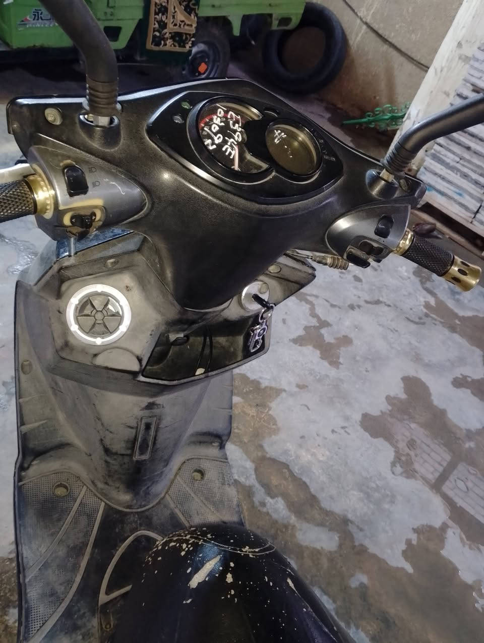 سكنس فحل كابريتر دراجه نضيفه حيل كله شغال بيه العداد سرعه ميشتغل بس مكاني ابو غريب ابو  منيصير ‏‪***********‬‏     ‏‪***********‬‏ السعر 700
