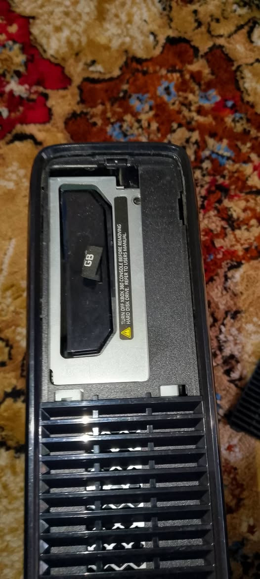 السلام عليكم 
بلي اكس بوكس360 للبيع نضيف حيل مستعمل اقل من شهر معه ملحقاتو كامله معه جوستك وحده الصليه بيه 145لعبه 
السعر خاص


**إذا كنت صاحب هذا الإعلان وتريد حذفه لأي سبب، رجاءا أرسل رسالة إلى الدعم الفني**